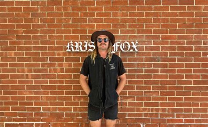 Kris Fox - Age, Family, Bio