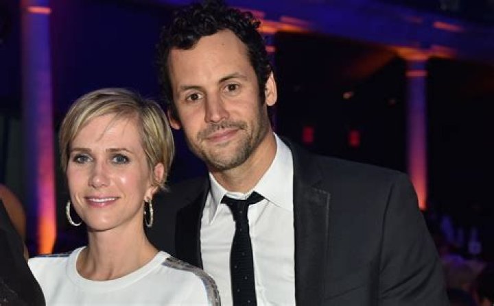 Kristen Wiig - Age, Family, Bio