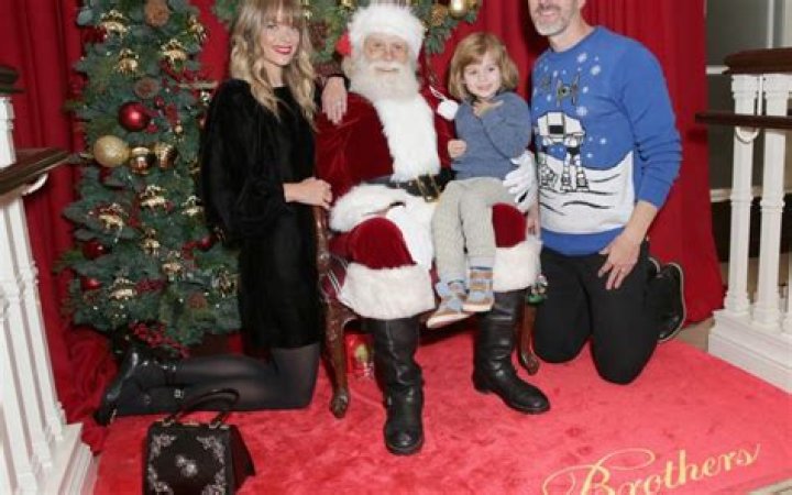 Kyle Newman Net Worth - Wiki, Age, Weight and Height, Relationships, Family, and More