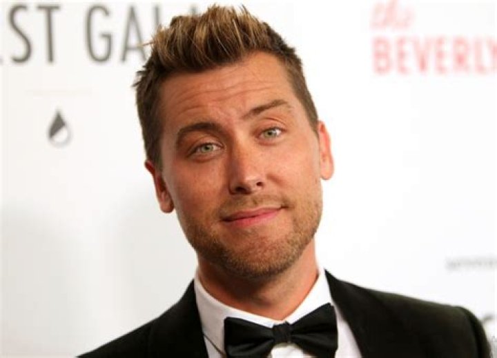 
Lance Bass Height, Weight, Net Worth, Age, Birthday, Wikipedia, Who, Nationality, Biography 