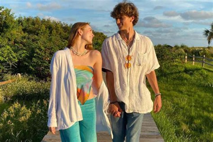 Larsen Thompson - Age, Family, Bio