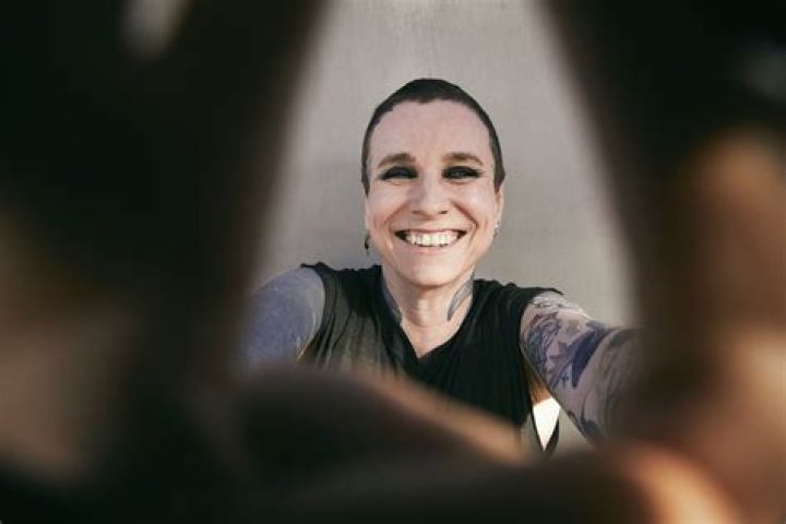 Laura Jane Grace Height, Weight, Net Worth, Age, Birthday, Wikipedia, Who, Nationality, Biography