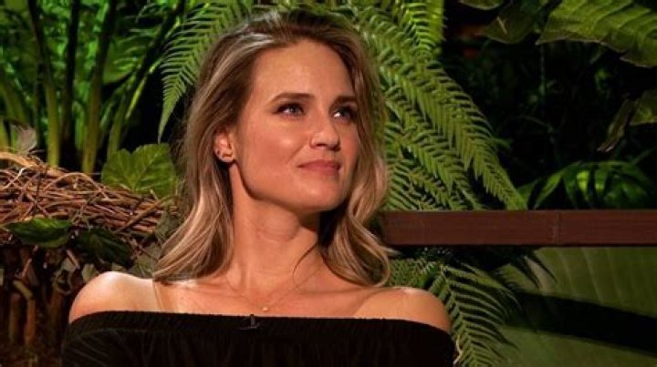 Laurel Stucky - Age, Family, Bio