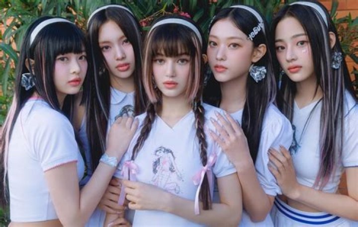 LC & ASH - Members, Ages, Trivia