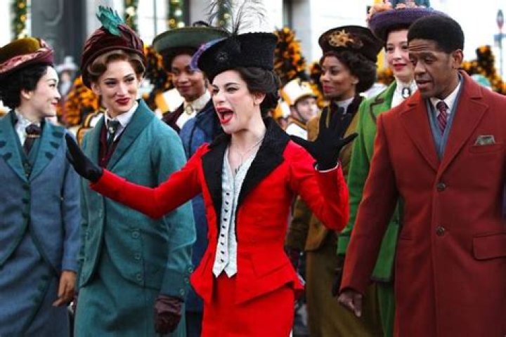 
Lea Michele Performs ‘Funny Girl’ Song at Macy’s Thanksgiving Day Parade Despite Head Cold 