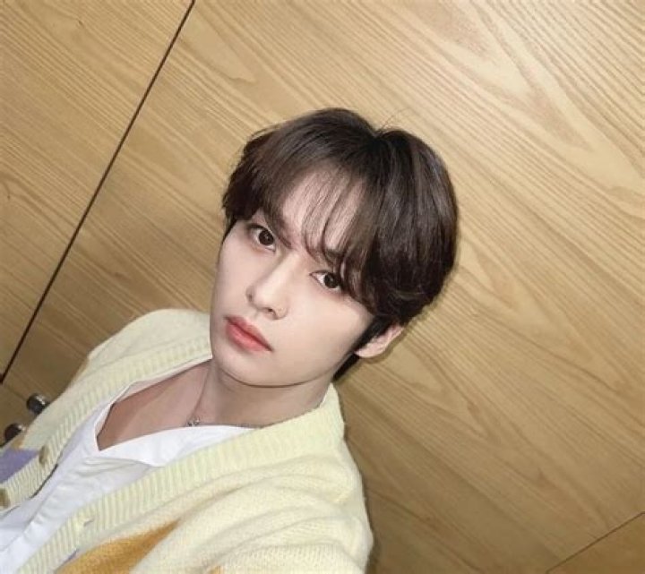 Lee Know Pets - Celebrity Pets