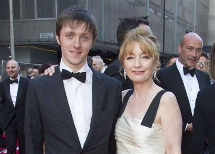 Lesley Manville - Age, Family, Bio