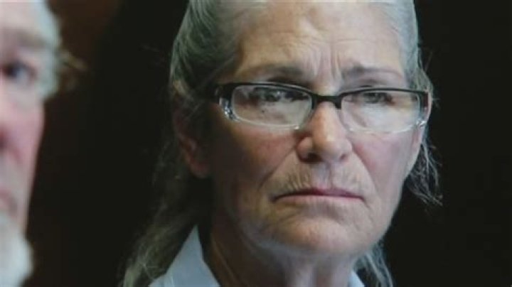 Leslie Van Houten Bio (Wiki) 
