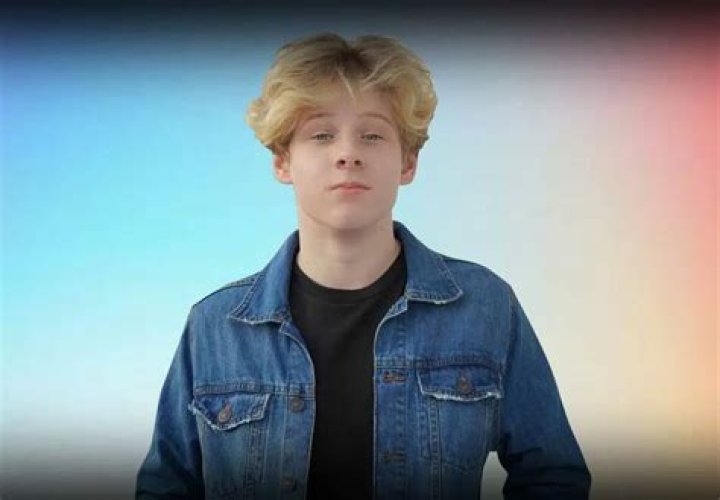 Lev Cameron Khmelev Height, Weight, Net Worth, Age, Birthday, Wikipedia, Who, Nationality, Biography