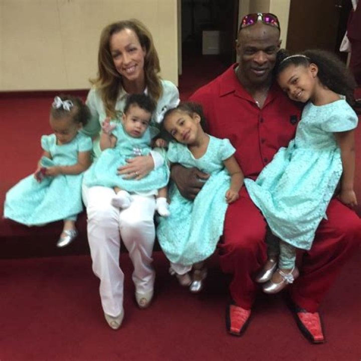 Lori Black - Age, Family, Bio