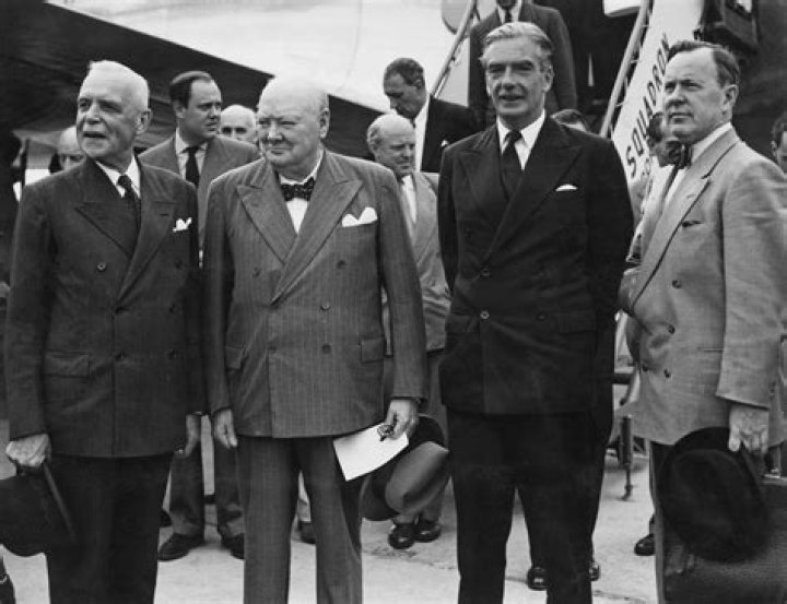 Louis St. Laurent Net Worth - Wiki, Age, Weight and Height, Relationships, Family, and More