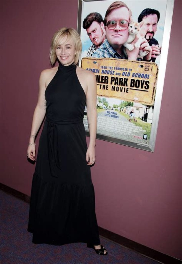 Lucy Decoutere - Age, Family, Bio