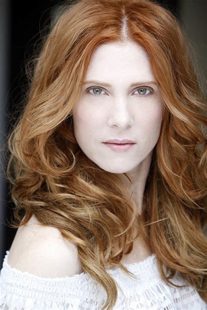 Lucy Walsh - Age, Family, Bio