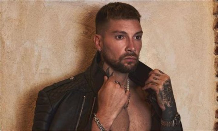 Luis Mateucci Wikipedia Edad: Spouse And Familie Origine