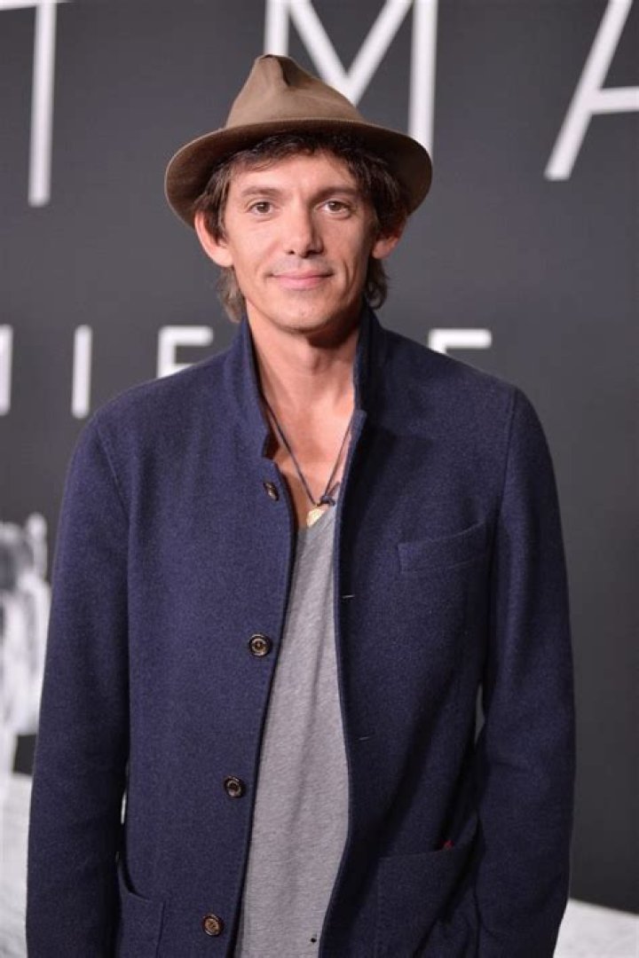 Lukas Haas Net Worth - Wiki, Age, Weight and Height, Relationships, Family, and More