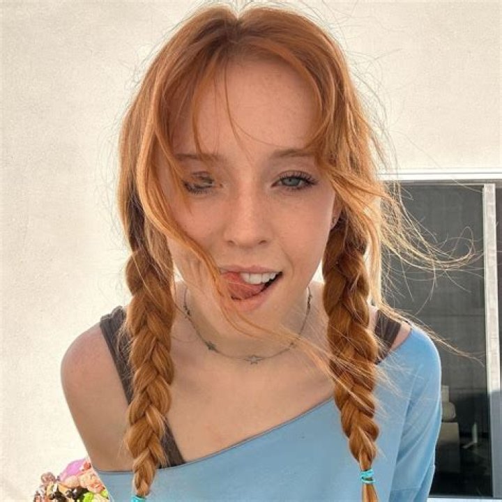 Madi Collins Height, Weight, Net Worth, Age, Birthday, Wikipedia, Who, Instagram, Biography