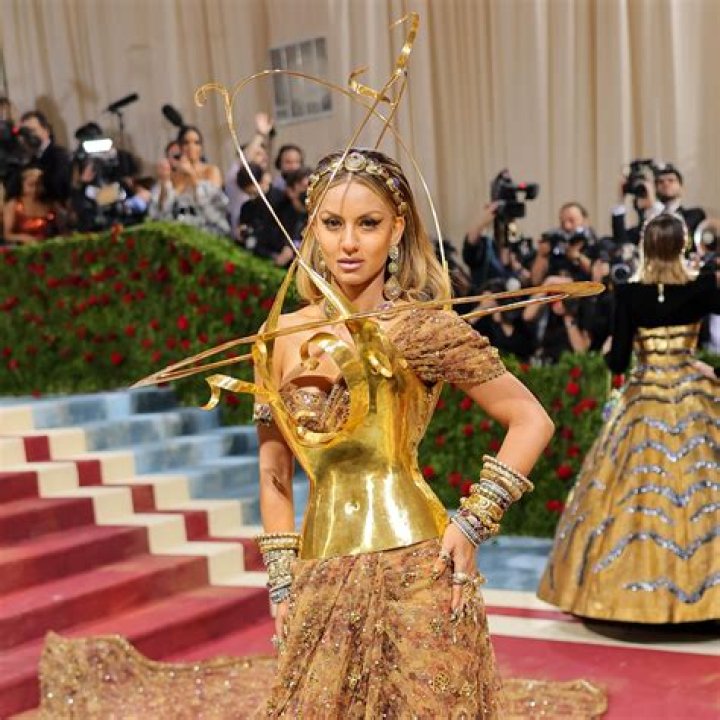 Madonna went out of her way to snub Gwyneth Paltrow at the Met Gala
