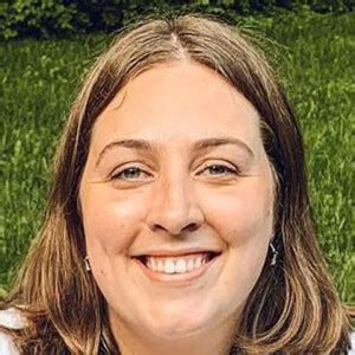 Maggie Higgins - Age, Family, Bio