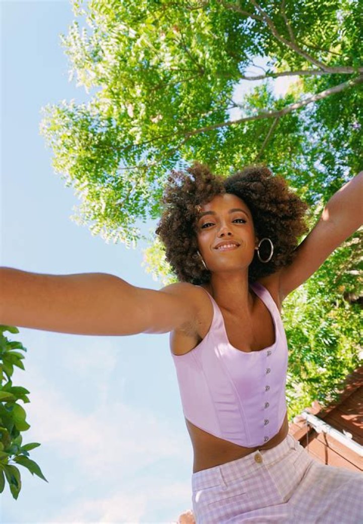 Maisie Richardson-Sellers - Age, Family, Bio