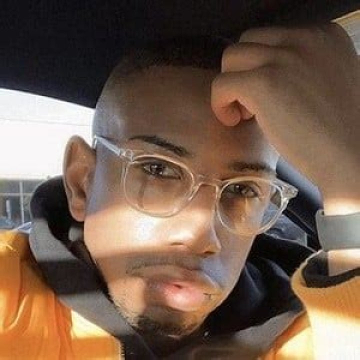 Malik Earnest - Age, Family, Bio