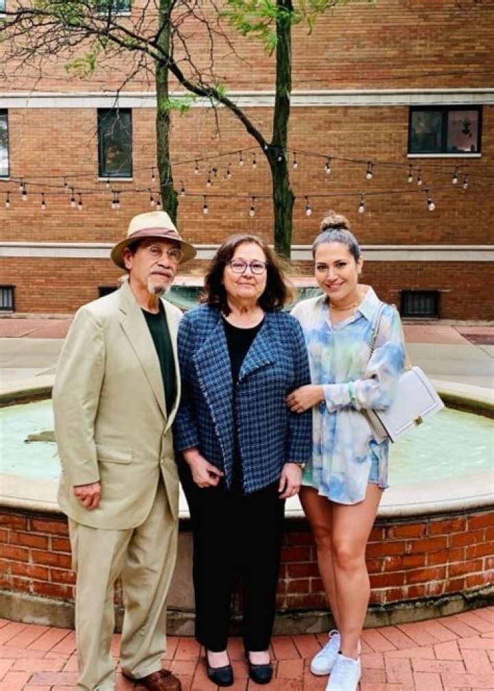 Mallory Zapata - Age, Family, Bio