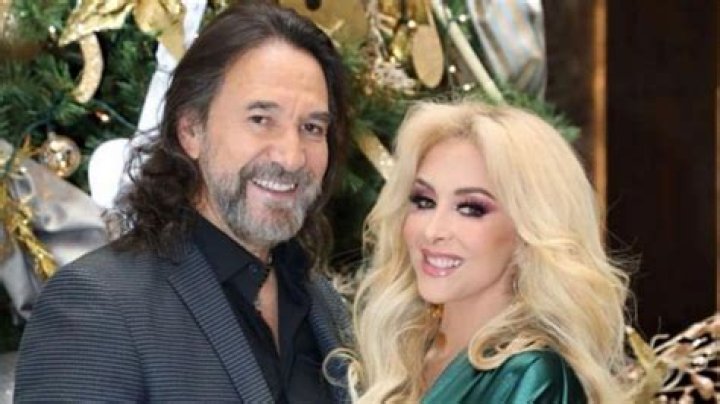
Marco Antonio Solis has been Married to Cristian Solis since 1993 