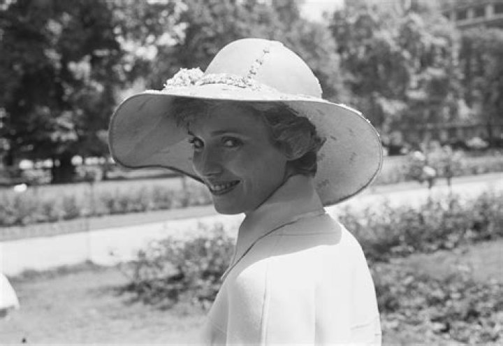 Margaret Trudeau Net Worth - Wiki, Age, Weight and Height, Relationships, Family, and More