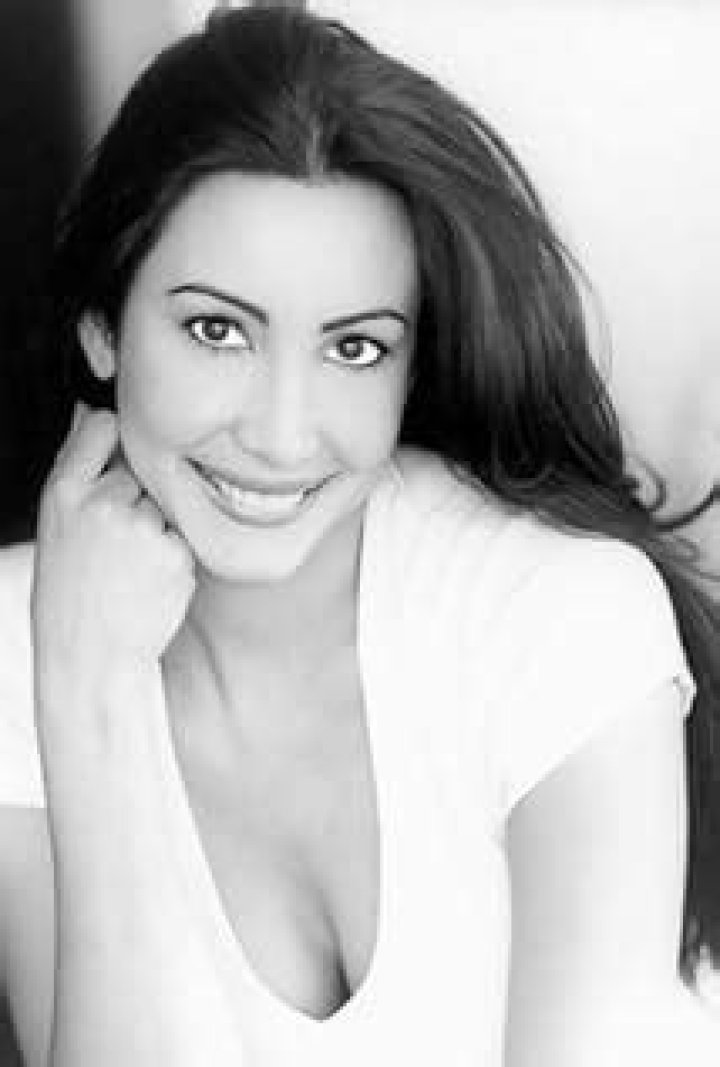 Maria Bravo Bio (Wiki) 