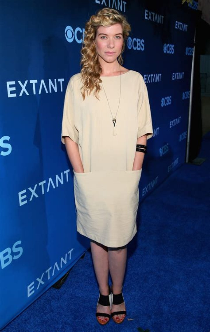 
Maria Ferrer Height, Weight, Net Worth, Age, Birthday, Wikipedia, Who, Nationality, Biography 