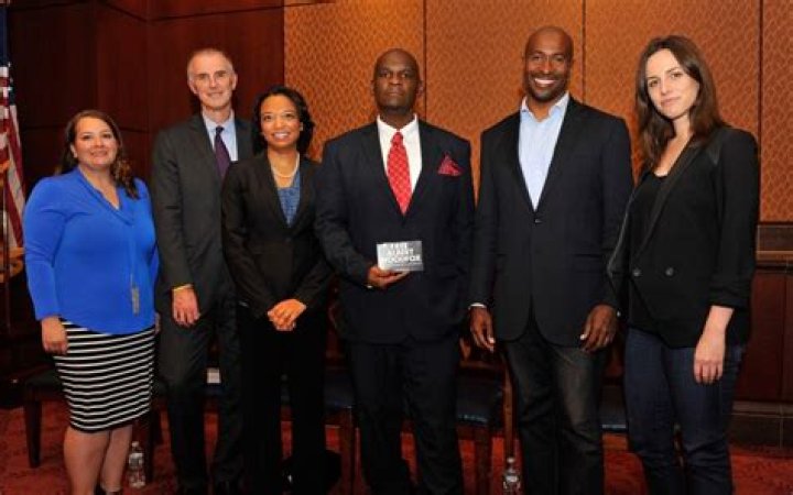 Mark Holden Net Worth - Wiki, Age, Weight and Height, Relationships, Family, and More