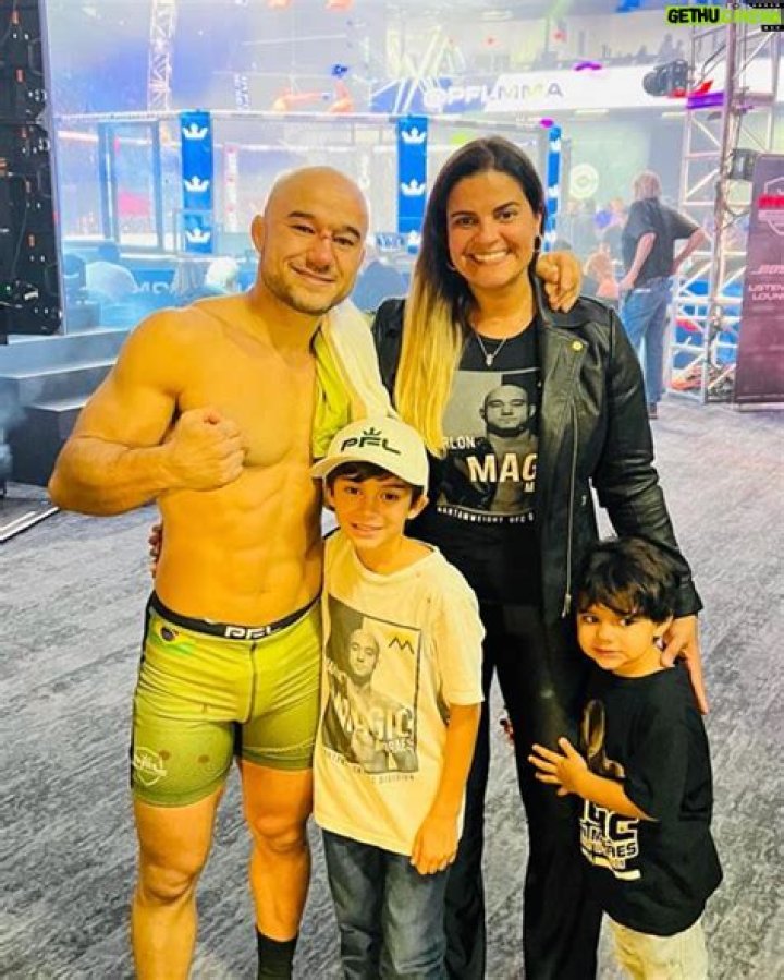 
Marlon Moraes Height, Weight, Net Worth, Age, Birthday, Wikipedia, Who, Nationality, Biography 