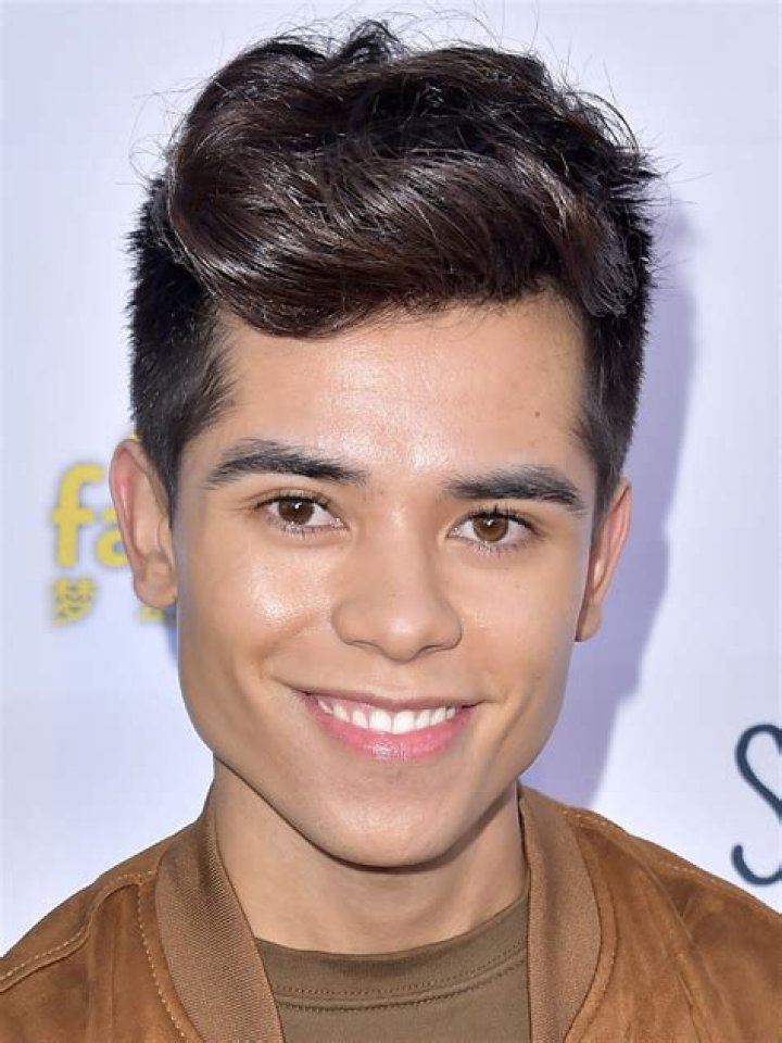 Martin Martinez (TV Actor) - Age, Family, Bio