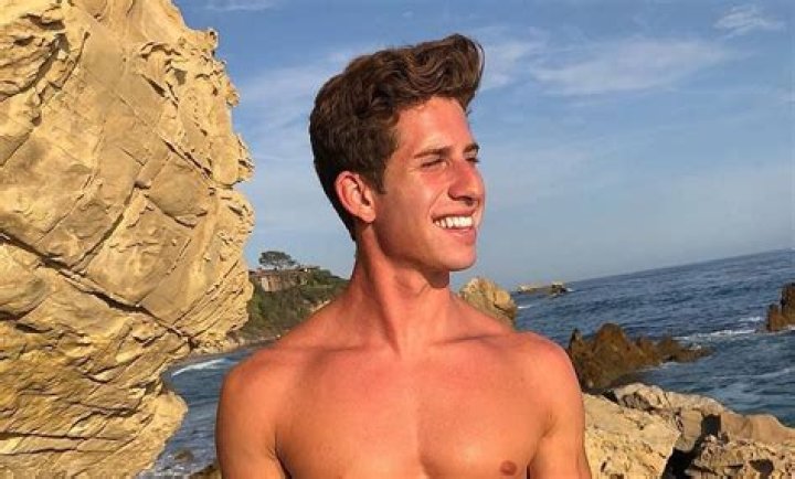 Mason Fulp Bio (Wiki) 