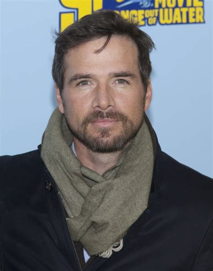 Matthew Settle - Age, Family, Bio