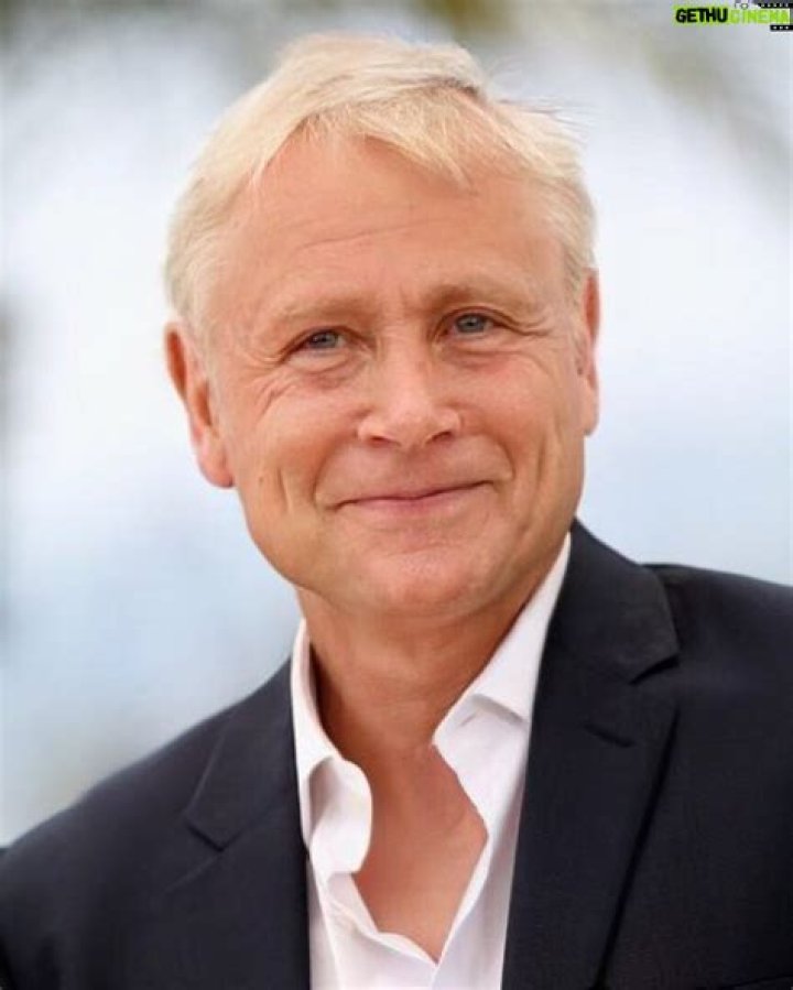 
Max Riemelt Net Worth, Age, Birthday, Wikipedia, Who, Nationality, Biography 