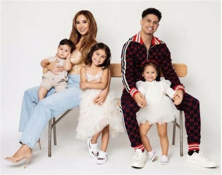 
Meet Austin McBroom’s Kids Elle, Alaïa, and Steel Mcbroom 