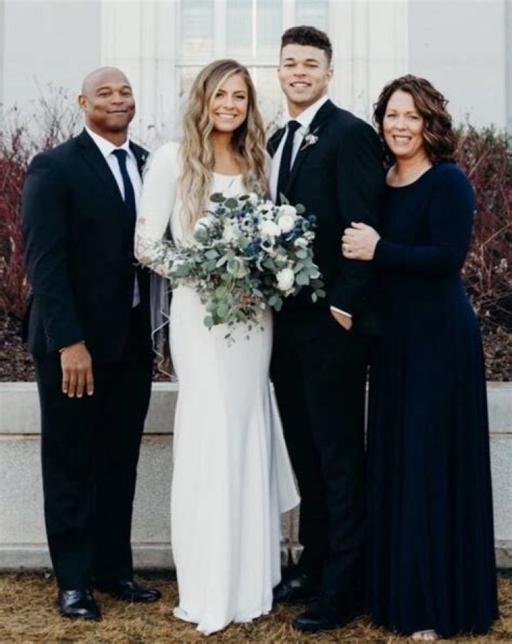 
Meet Bobby Green Parents And Brother: Who Are His Father Mitchell Davis And Mother Connie Scott? 