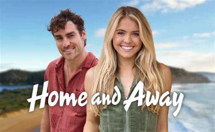 Meet Home and Away star Sam Frost. Know Her Love Life, Husband, Net Worth & Career