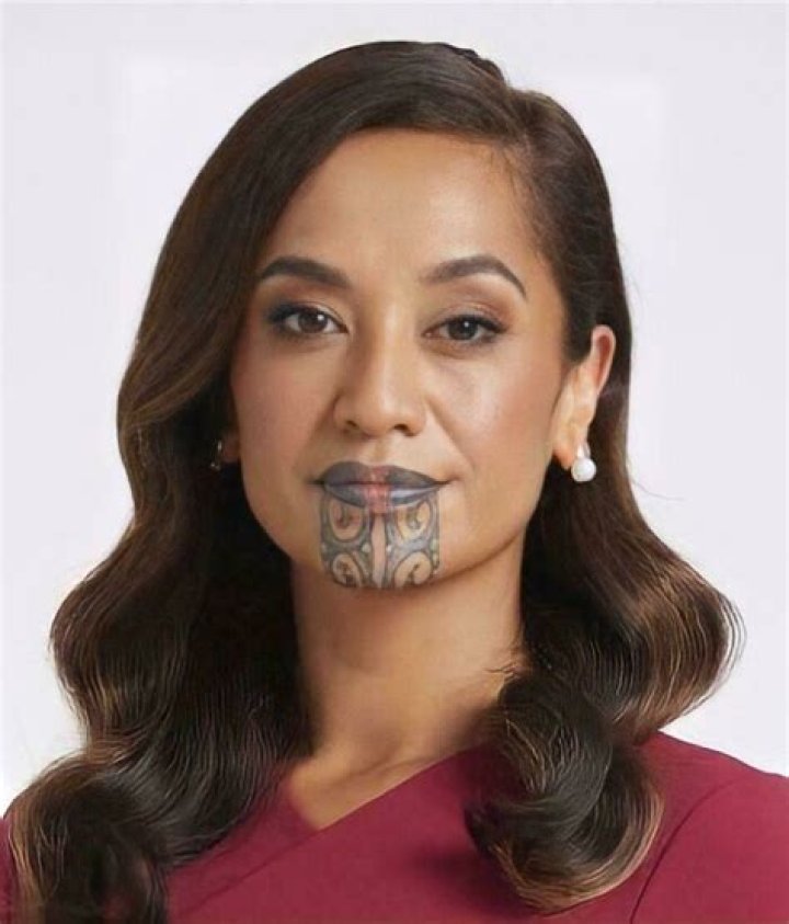 Meet the First News Anchor Oriini Kaipara who did a Ta Moko (traditional Māori facial tattoo) Face Tattoo! Let’s known About her Tattoos & their Meanings