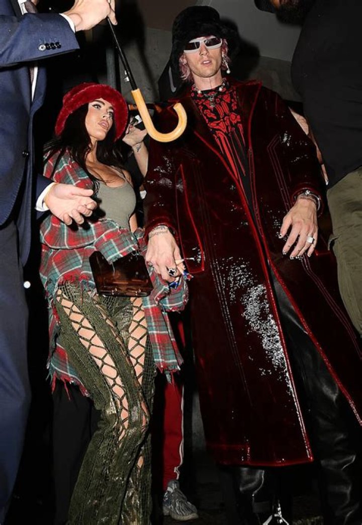 
Megan Fox and Machine Gun Kelly Give Pam and Tommy Vibes in ’90s-Inspired Looks and Matching Hats 