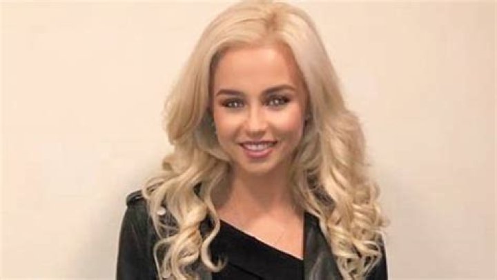 Melissa Reeves Highlights | Famous Birthdays