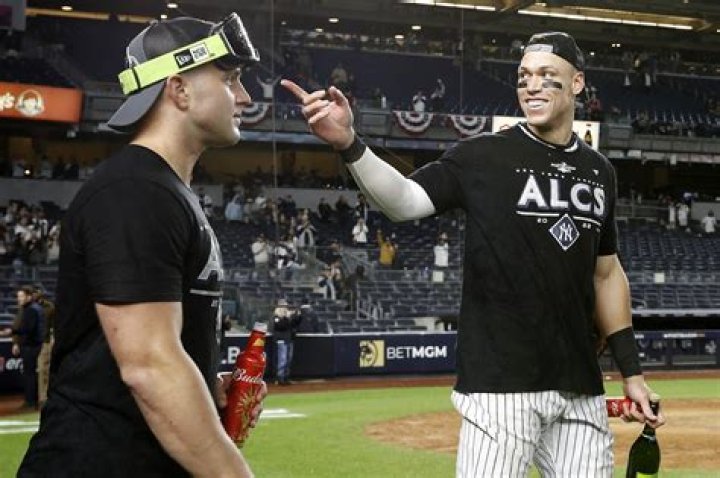 Meredith Marakovits Net Worth - Wiki, Age, Weight and Height, Relationships, Family, and More