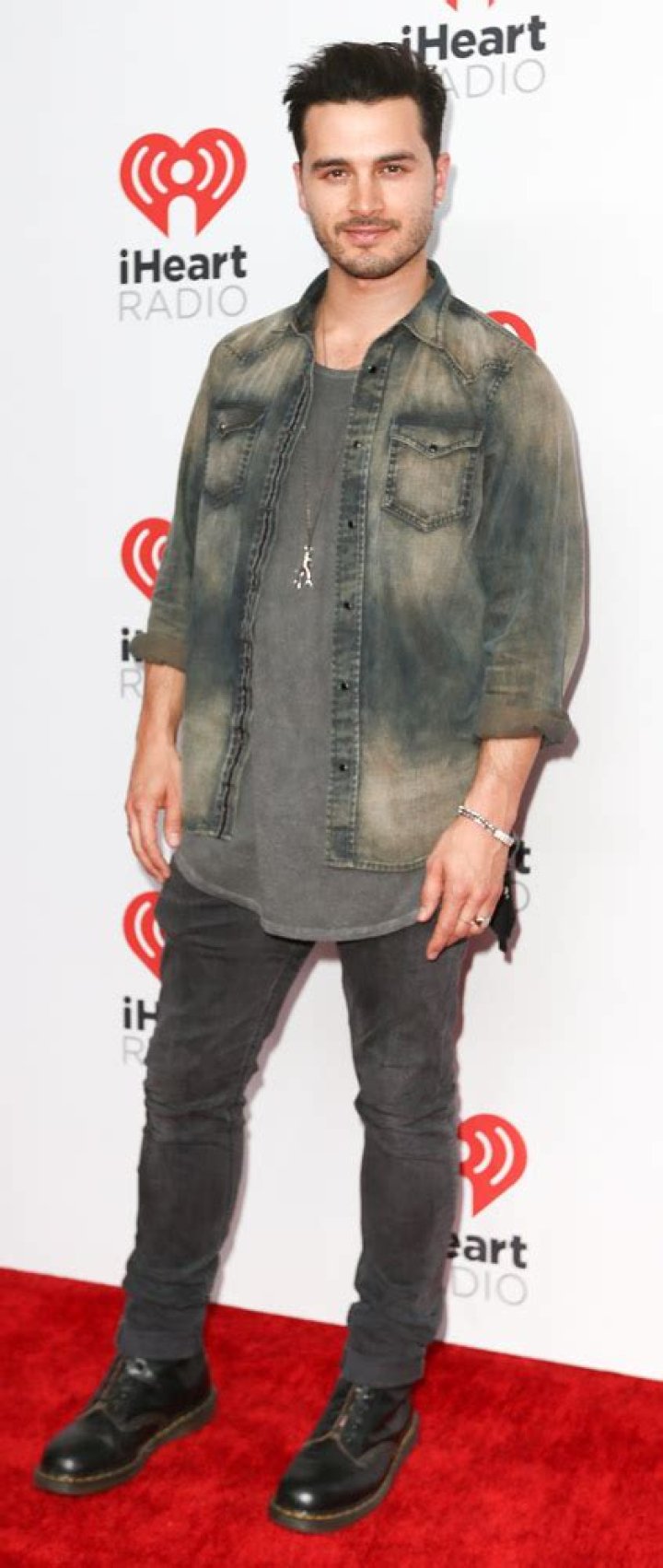 Michael Malarkey Height, Weight, Net Worth, Age, Birthday, Wikipedia, Who, Instagram, Biography