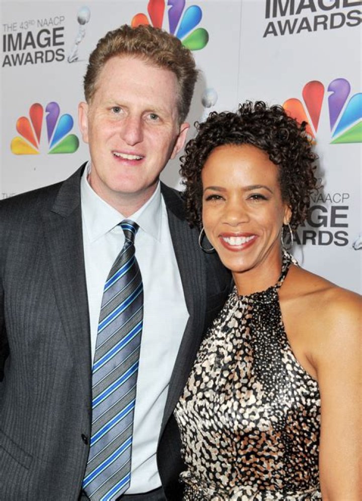 Michael Rapaport Lucky man In Personal as well as Professional Life! He and his wife Nichole Beattie enjoyed married life affair as they live as a family with children!!