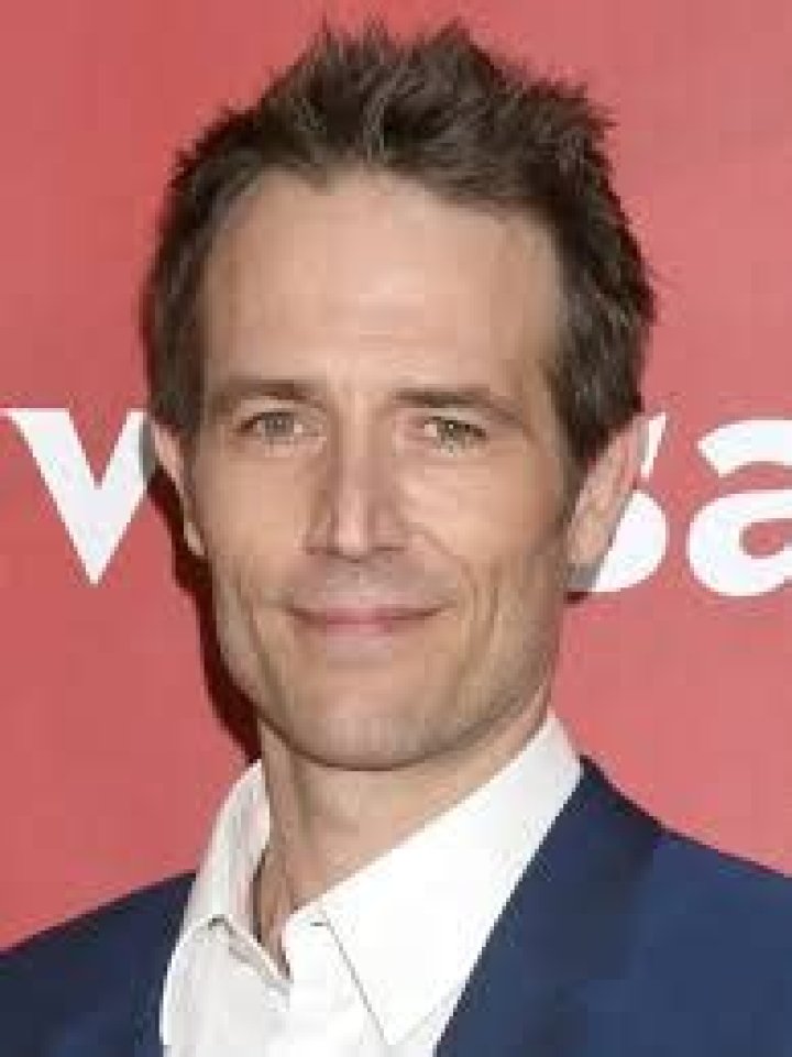 Michael Vartan Height - CelebsHeight.org