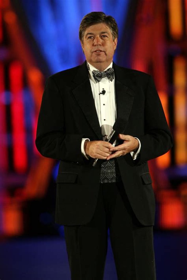 Mike Joy Net Worth - Wiki, Age, Weight and Height, Relationships, Family, and More