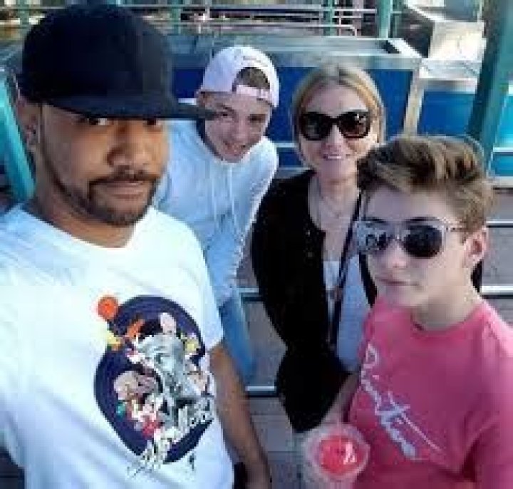 Mikey Tua - Age, Family, Bio