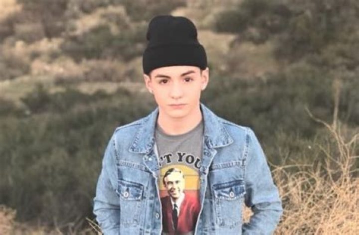 Mikey Tua Bio (Wiki) 