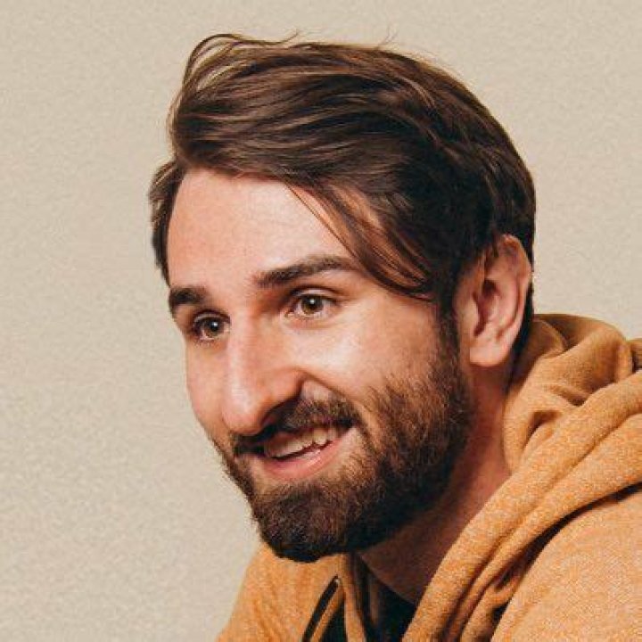 Miles Bonsignore - Age, Family, Bio