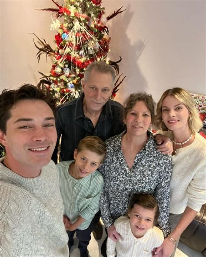 Milo Lachowski - Age, Family, Bio